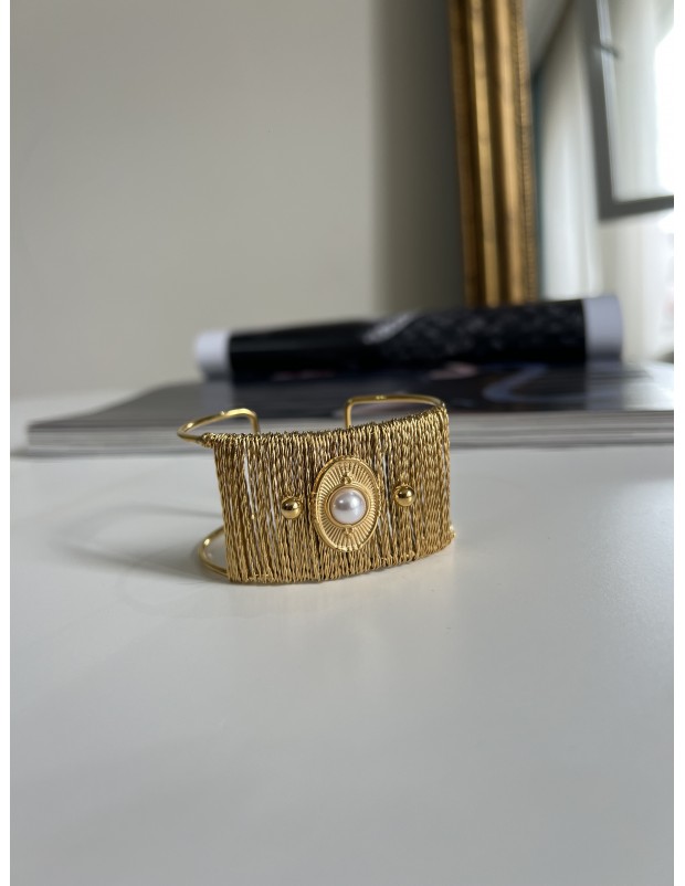 Pervin Çelik Vip Seri Hasır İnci Detaylı Gold Kelepçe Bileklik
