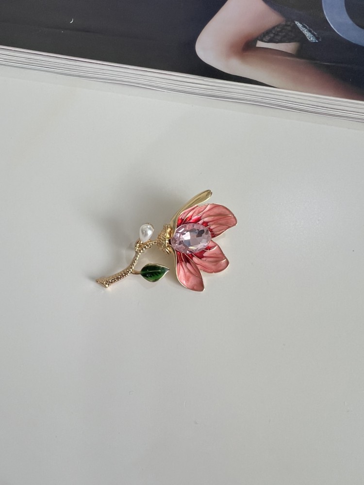 Pervin Çelik Pembe Çiçek Detaylı Broş