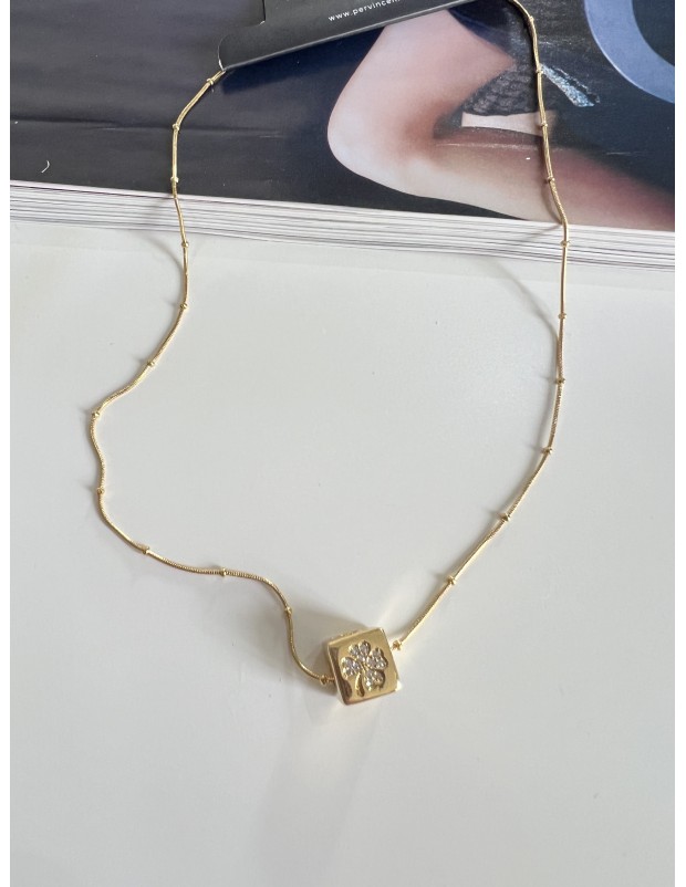 Pervin Çelik Yonca Figürlü Küp Çelik Kolye