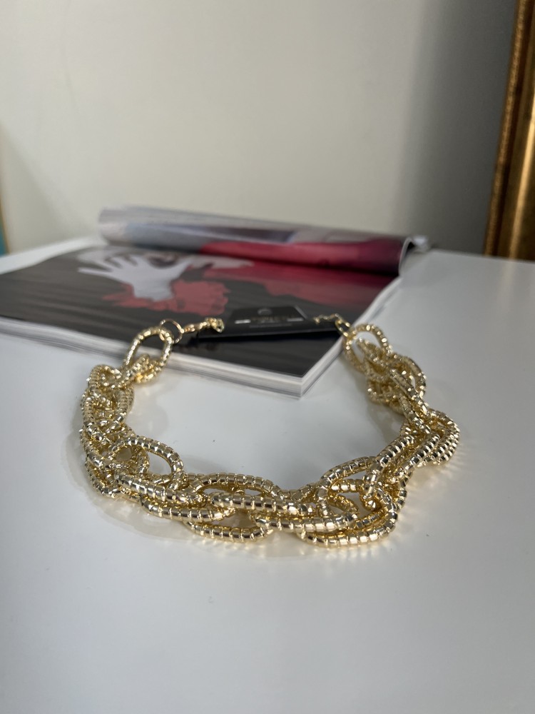 Pervin Çelik Gold Kalın İç İçe Geçmeli Oval Zincir Kolye