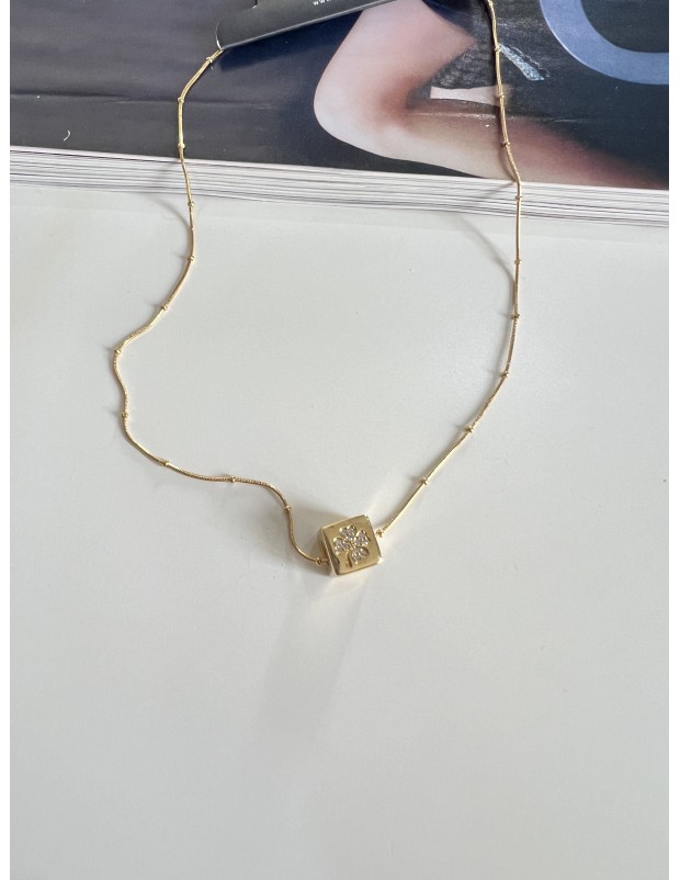 Pervin Çelik Yonca Figürlü Küp Çelik Kolye