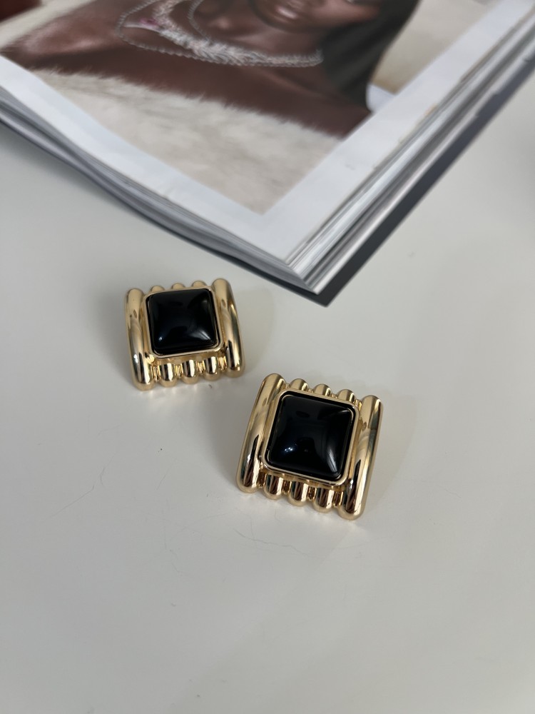 Premium Kalite Siyah İnci Detaylı Vintage Küpe