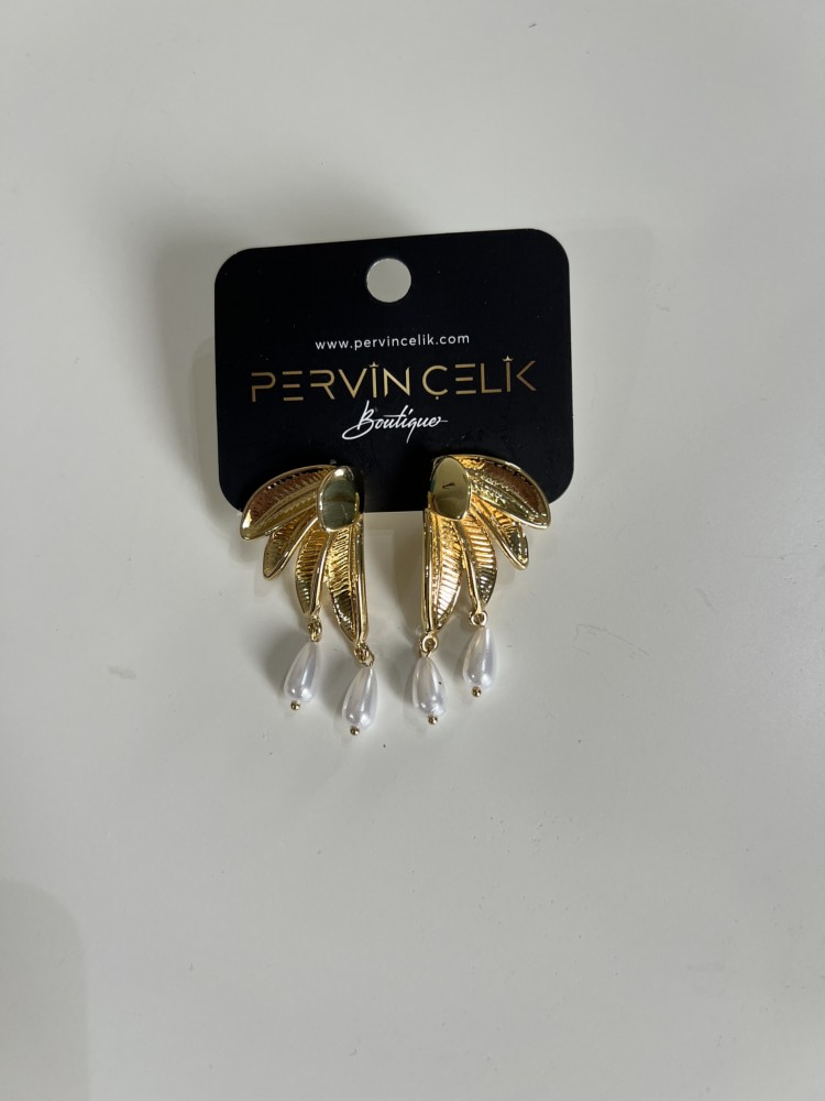 Pervin Çelik Gold İnci Yaprak Detaylı Küpe