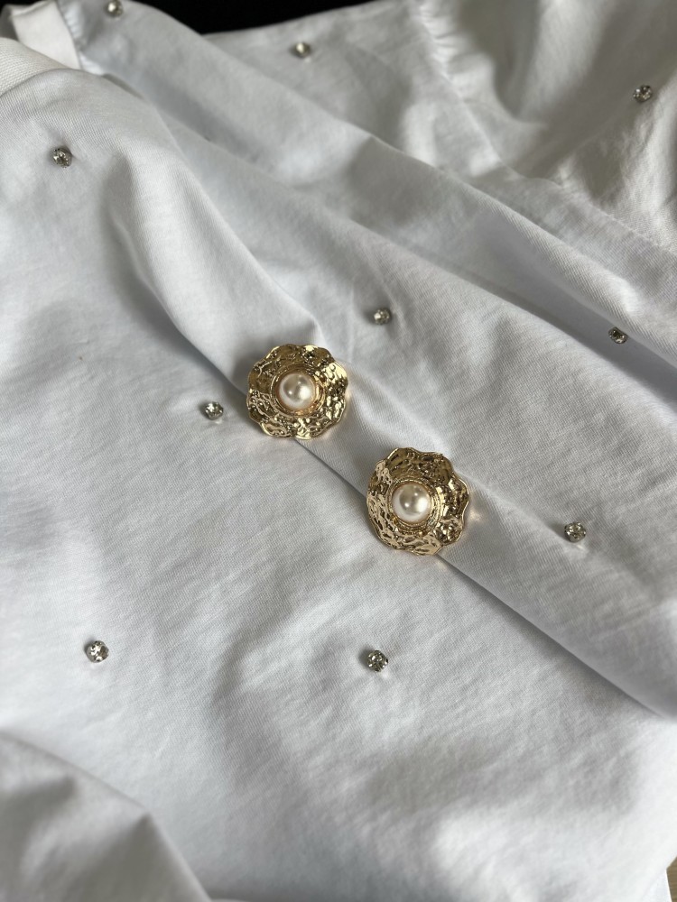 Pervin Çelik Kadın Gold İnci Detaylı Vintage Tarz Küpe