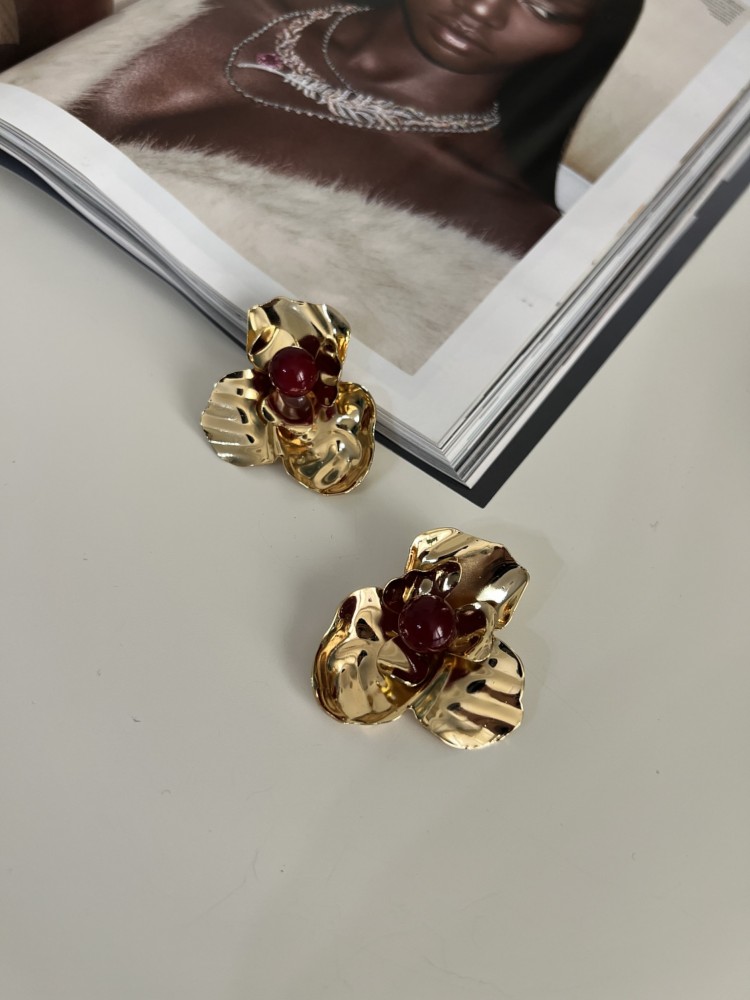 Premium Kalite Gold Bordo İnci Detaylı Çiçek Küpe