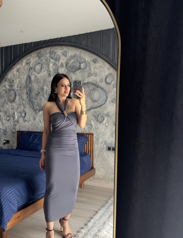 Pervin Çelik Premium Kalite Gold Detaylı Likralı Uzun Elbise……