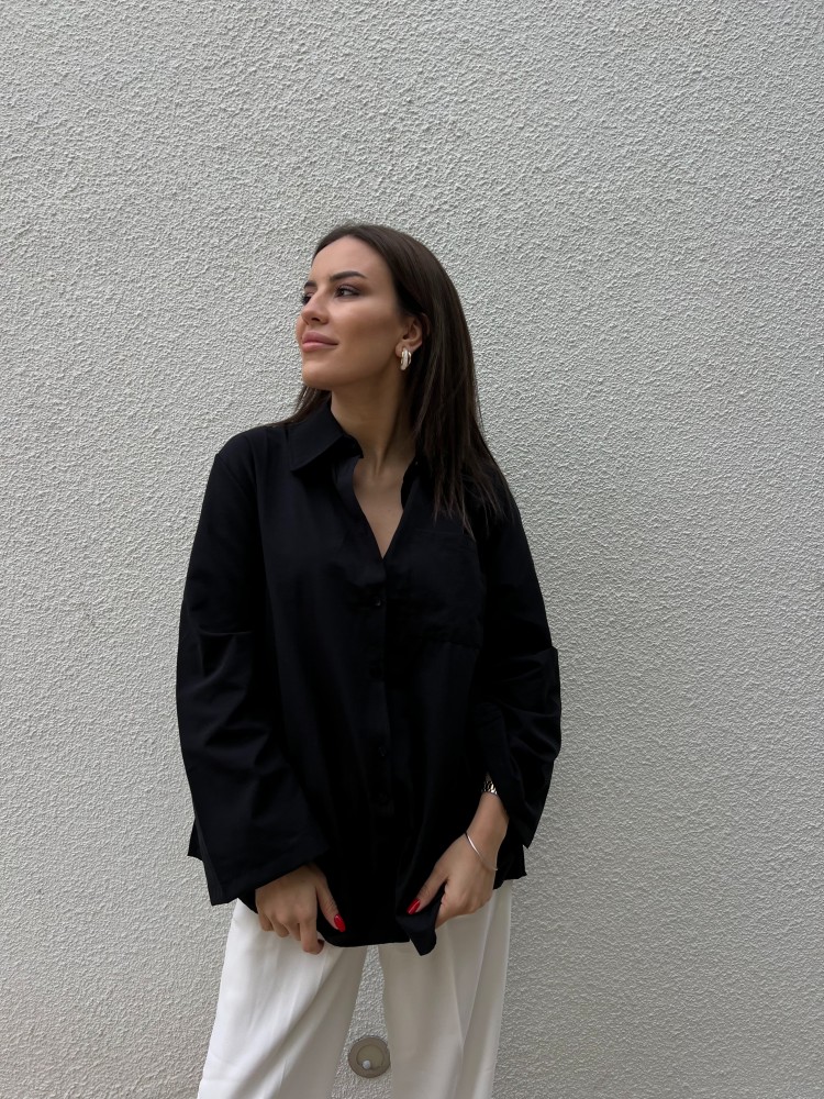 Siyah Kol Detaylı Salaş Kalıp Tasarım Gömlek