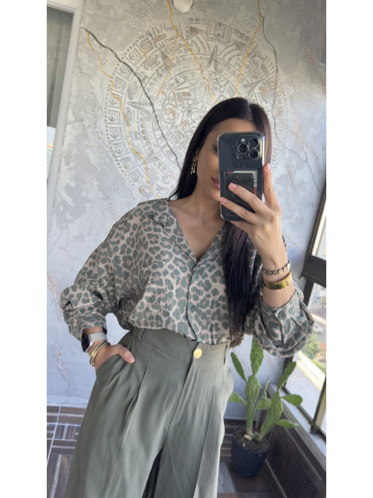 Premium Kalite Açık Yaka Yeşil Leopar Oversize Gömlek