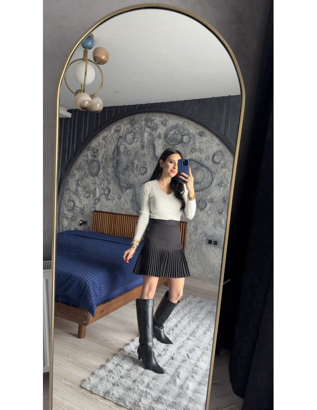 Pervin Çelik Kadın Premium Kalite  Krem V Yaka Triko Kazak