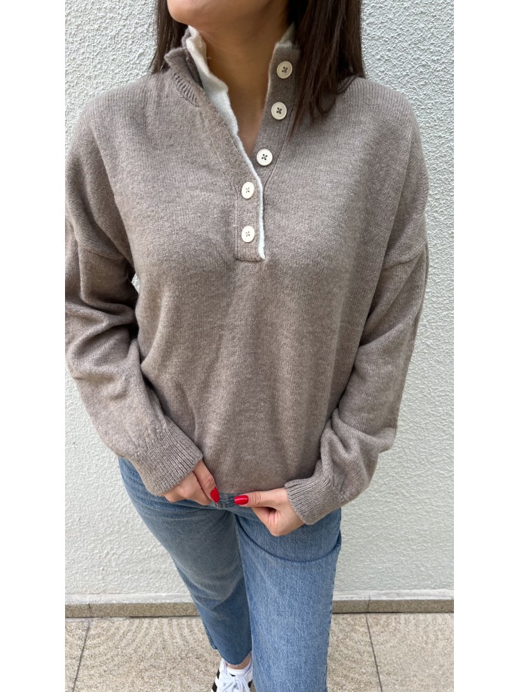 Vizon Yaka Düğme Detaylı Triko Kazak
