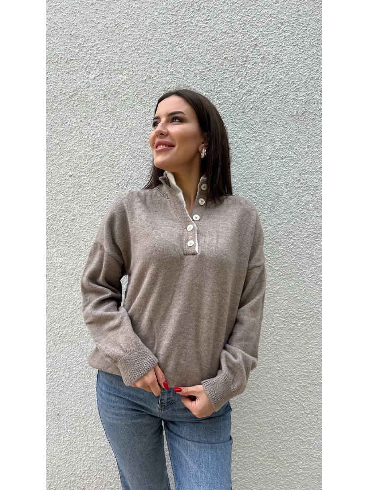 Vizon Yaka Düğme Detaylı Triko Kazak