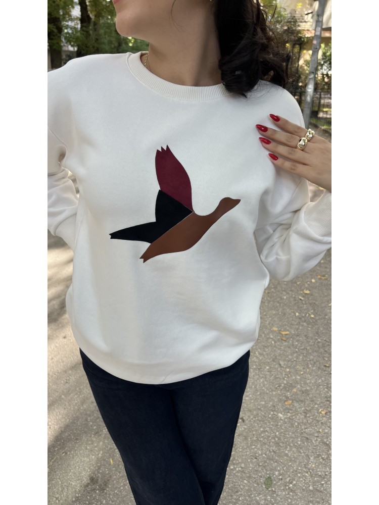 Beyaz Orijinal Marka Siyah Kuş Detaylı Sweatshirt
