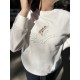 Beyaz Orijinal Marka Nakış Kuş Detaylı Sweatshirt